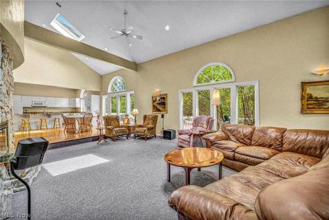 150 Sterncrest Drive Moreland Hills OH 44022