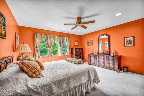 150 Sterncrest Drive Moreland Hills OH 44022