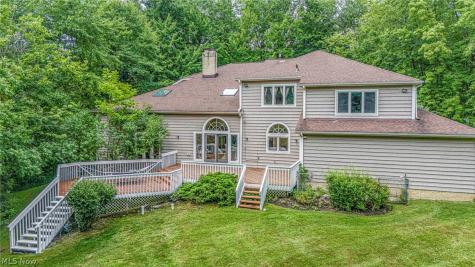 150 Sterncrest Drive Moreland Hills OH 44022