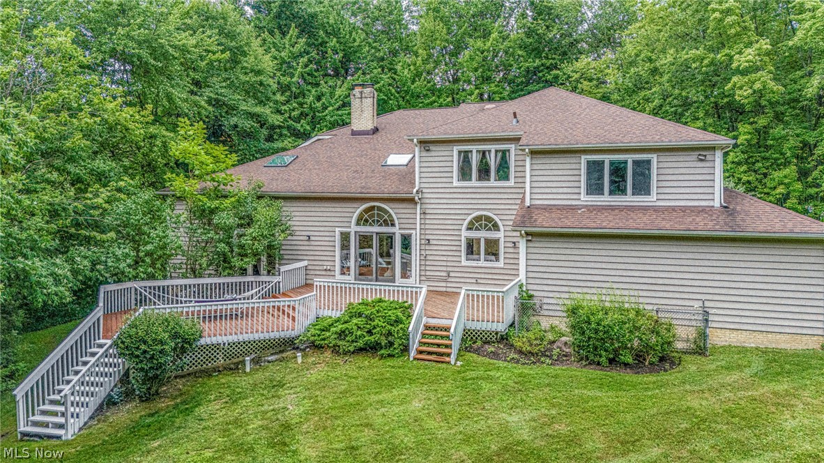 150 Sterncrest Drive Moreland Hills OH 44022