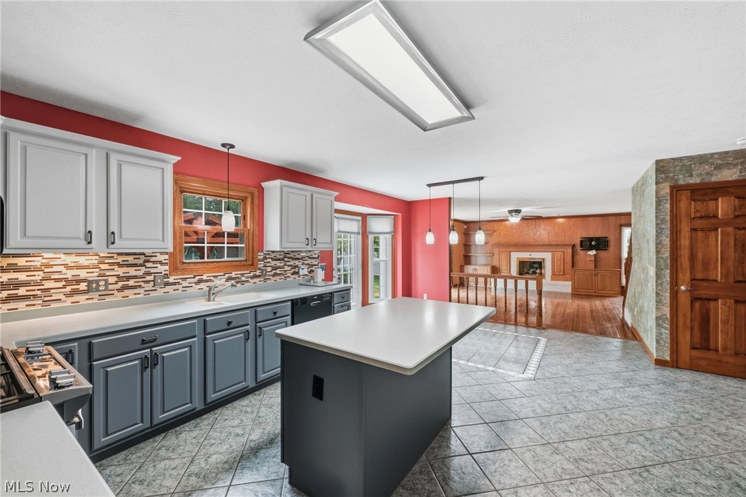 9473 Whalers Cove Mentor OH 44060