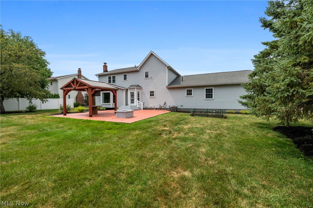 9473 Whalers Cove Mentor OH 44060
