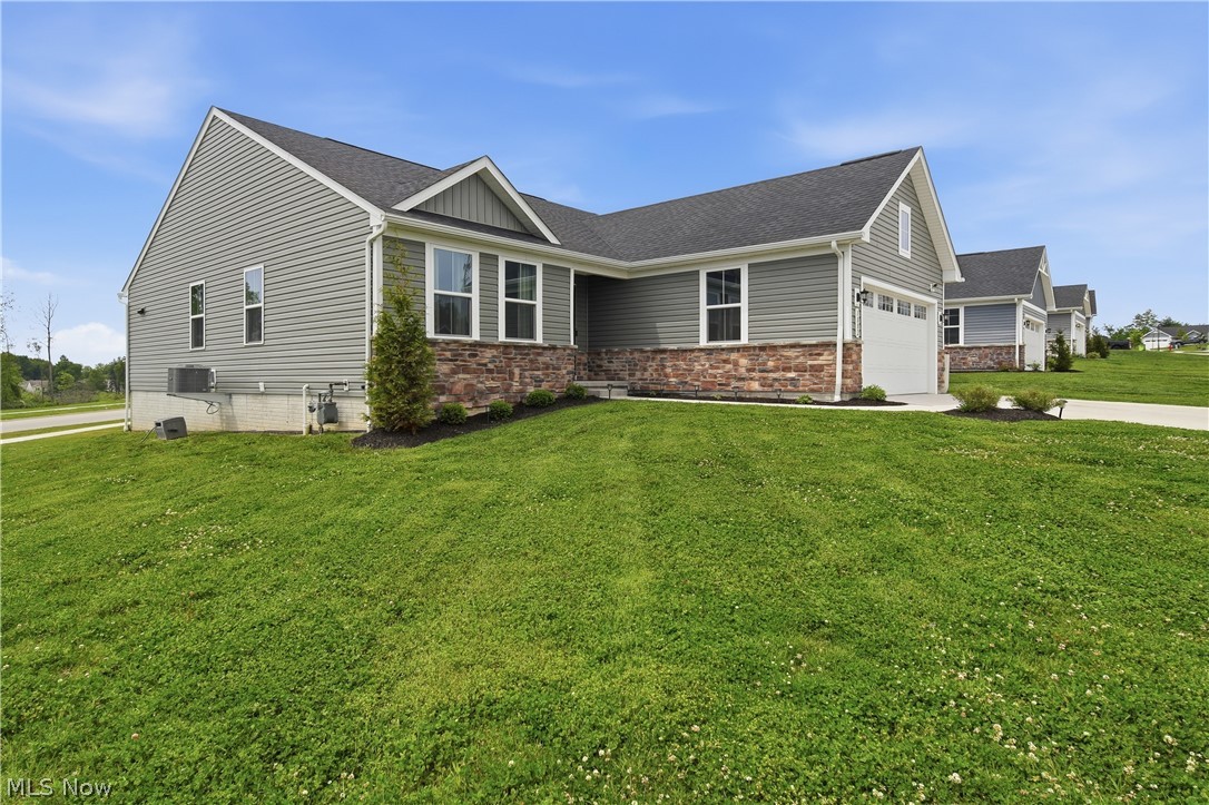 1082 Bookman Avenue Akron OH 44312