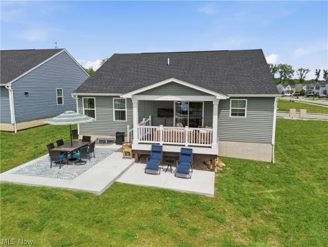 1082 Bookman Avenue Akron OH 44312