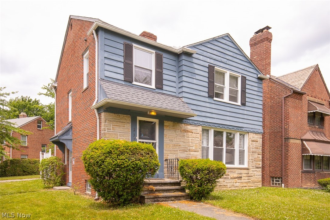 2374 Traymore Road University Heights OH 44118