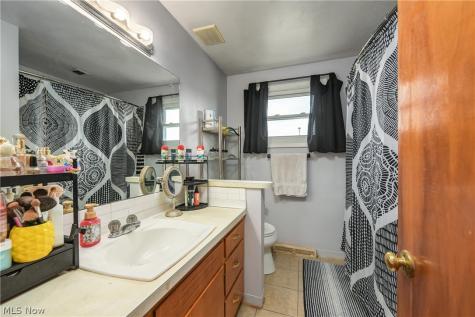 1810 W 26th Street Lorain OH 44052