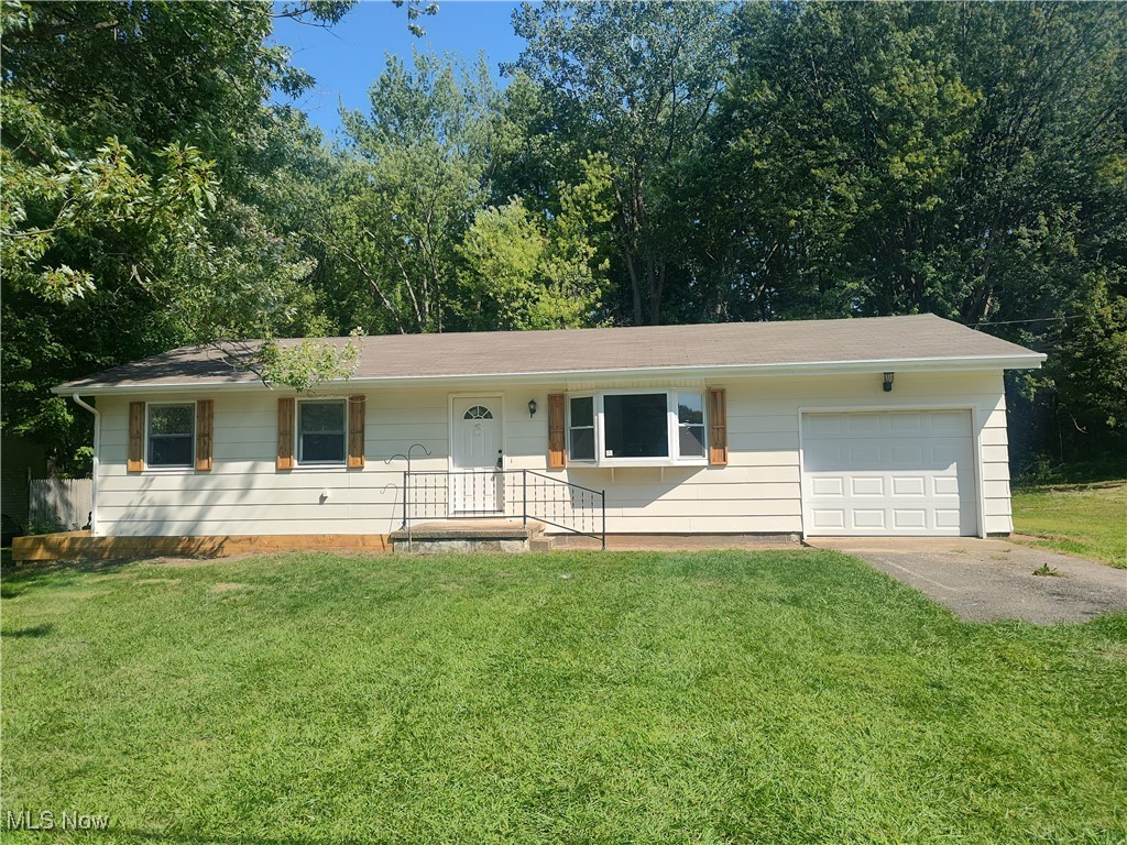 8016 Ninevah Road Geneva OH 44041