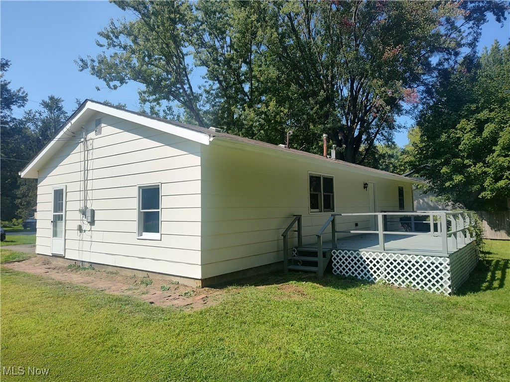 8016 Ninevah Road Geneva OH 44041