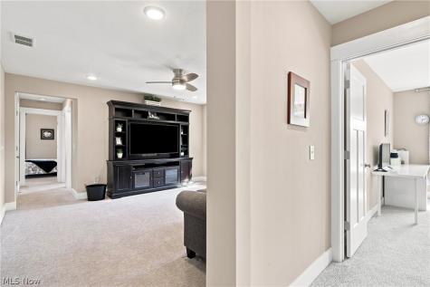 6487 Horizon Drive Valley City OH 44280