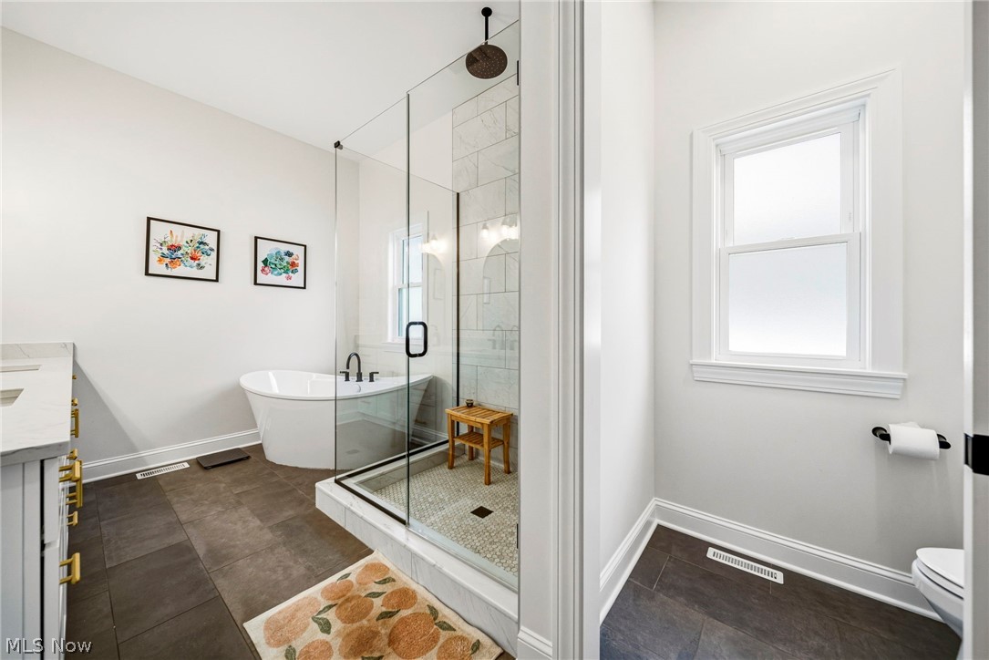 587 Magnolia Court Mayfield OH 44143