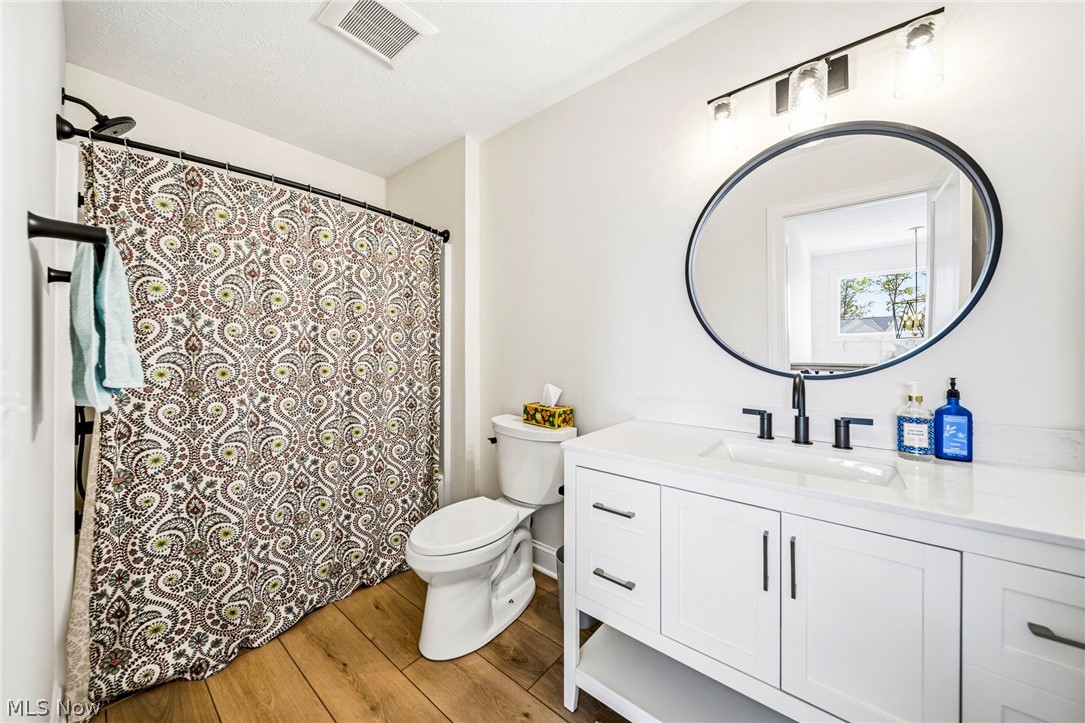 587 Magnolia Court Mayfield OH 44143