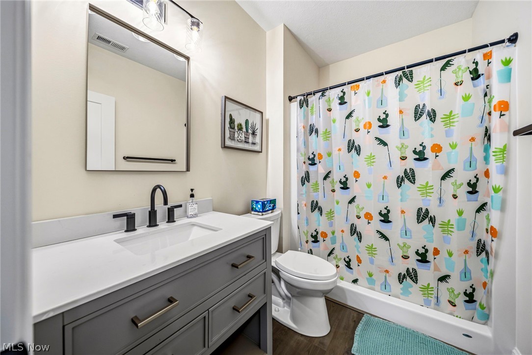587 Magnolia Court Mayfield OH 44143