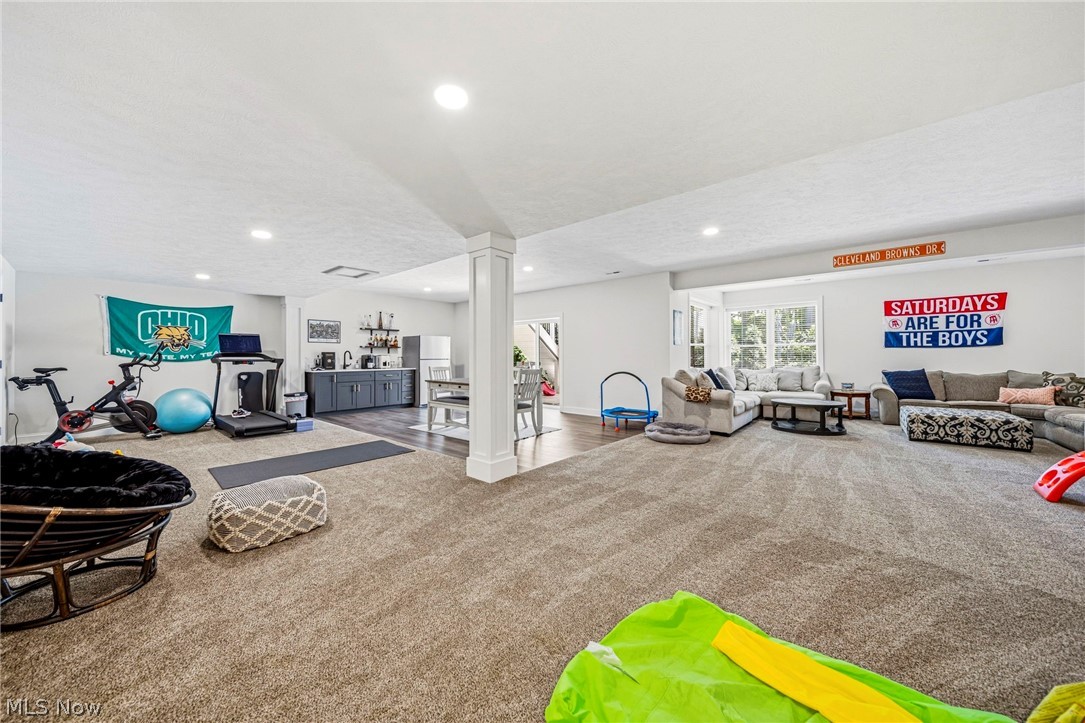 587 Magnolia Court Mayfield OH 44143