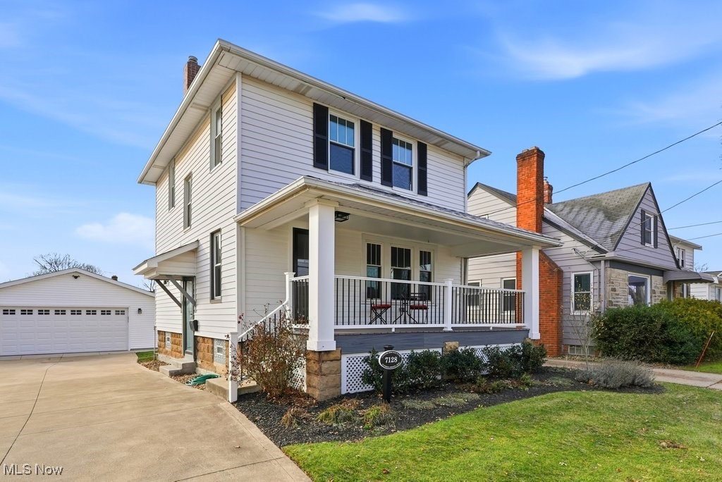 7128 Marcelline Court Cuyahoga Heights OH 44125