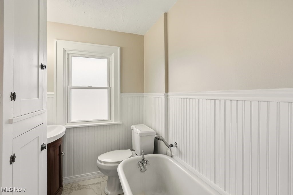 7128 Marcelline Court Cuyahoga Heights OH 44125