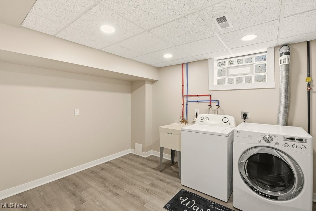 7128 Marcelline Court Cuyahoga Heights OH 44125