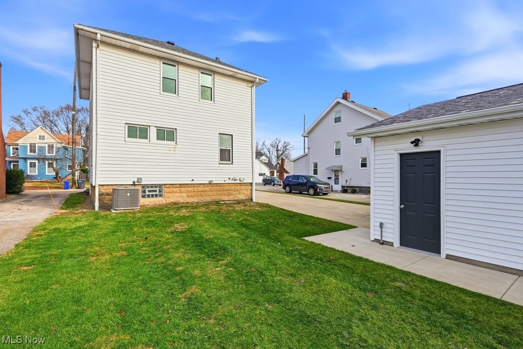 7128 Marcelline Court Cuyahoga Heights OH 44125