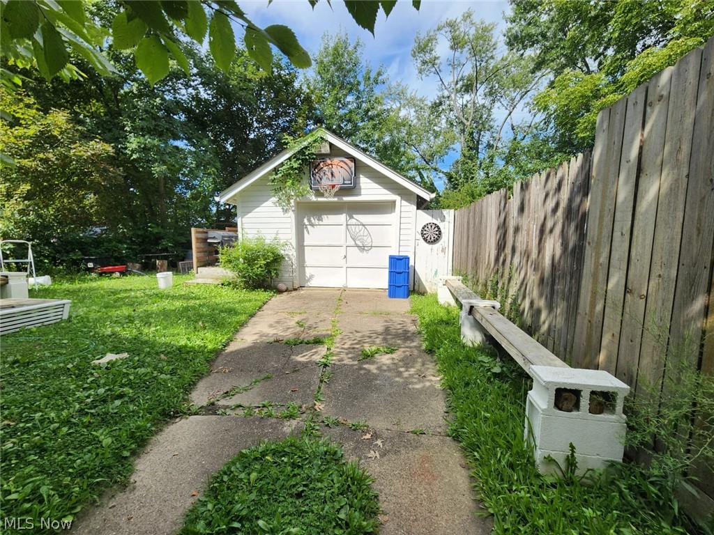 932 Hardesty Boulevard Akron OH 44320