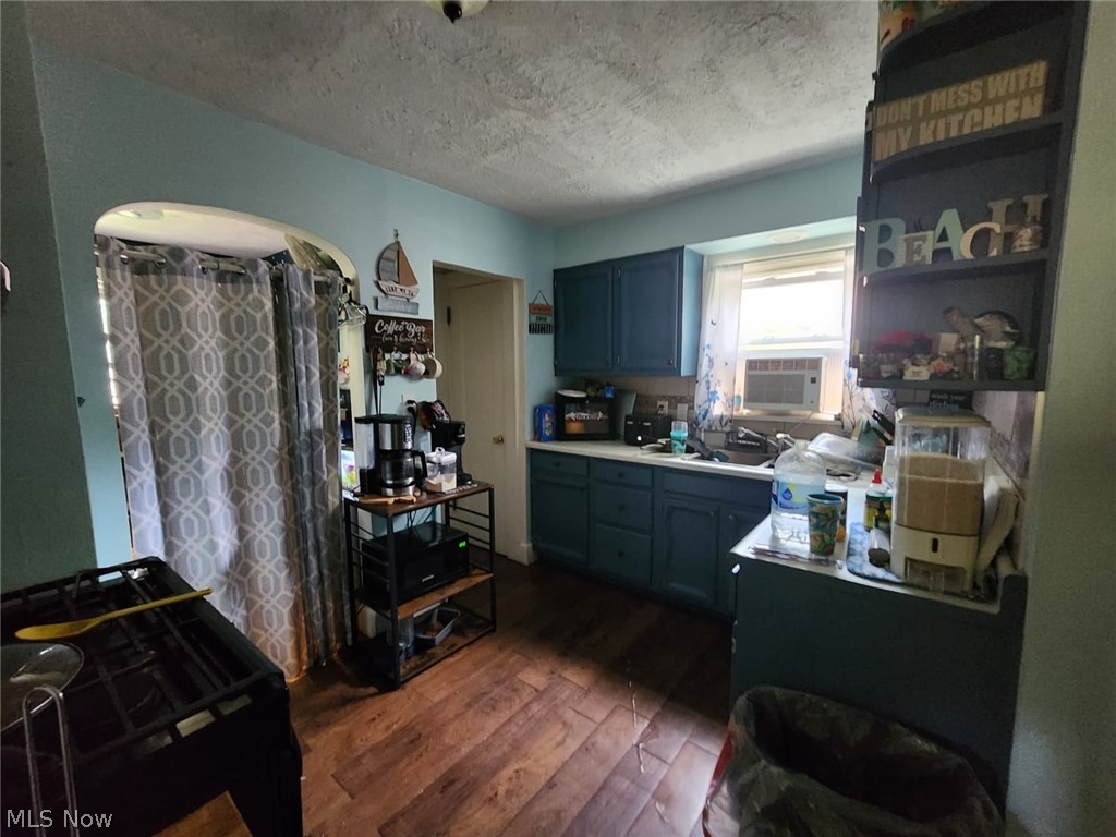 932 Hardesty Boulevard Akron OH 44320