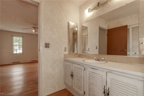 2218 Croydon Road Twinsburg OH 44087