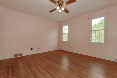 2218 Croydon Road Twinsburg OH 44087