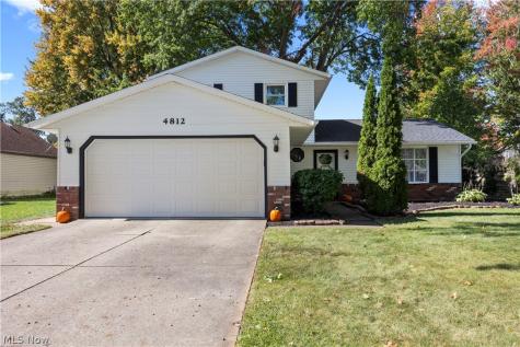 4812 Briarwood Drive Lorain OH 44053