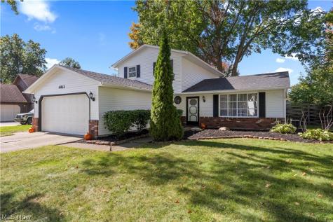 4812 Briarwood Drive Lorain OH 44053