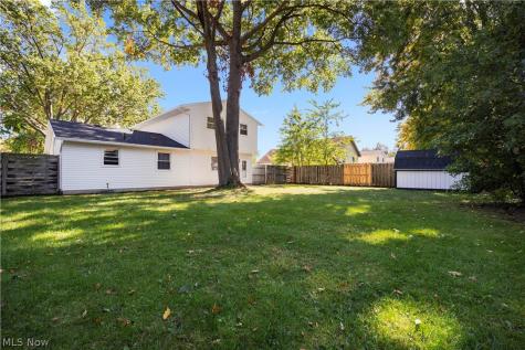 4812 Briarwood Drive Lorain OH 44053