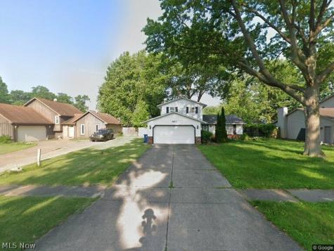 4812 Briarwood Drive Lorain OH 44053