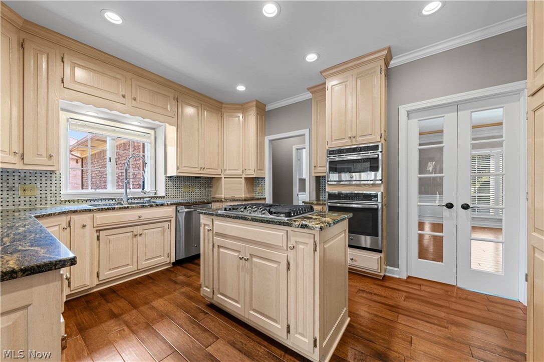 4056 Glenmoor Road NW Canton OH 44718