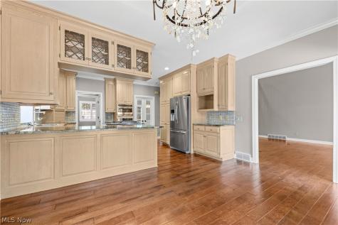 4056 Glenmoor Road NW Canton OH 44718