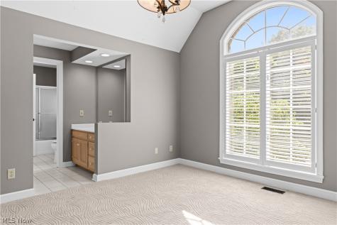 4056 Glenmoor Road NW Canton OH 44718