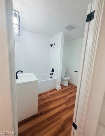2520 8th Street NE Canton OH 44704