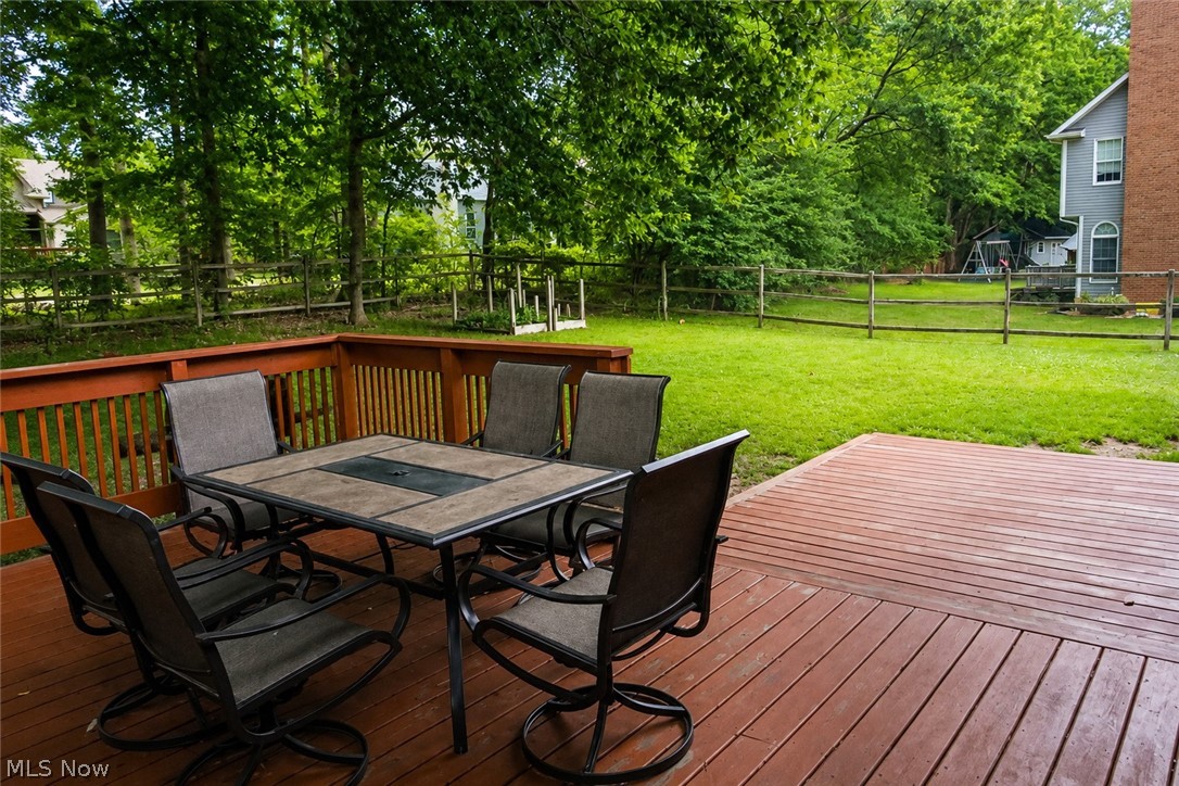 136 Jade Circle Canfield OH 44406