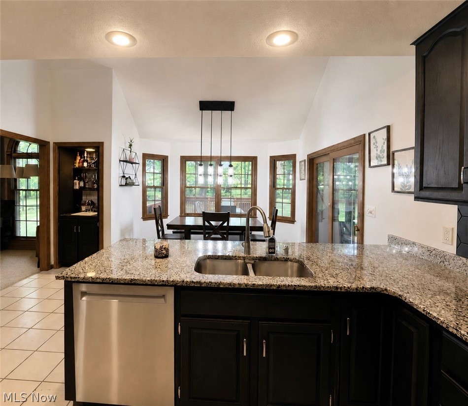 136 Jade Circle Canfield OH 44406