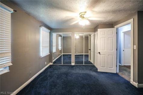 1073 Sunnywood Lane Ravenna OH 44266