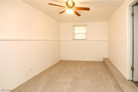 1073 Sunnywood Lane Ravenna OH 44266