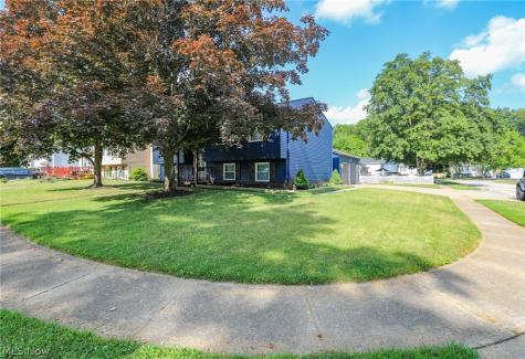 1073 Sunnywood Lane Ravenna OH 44266