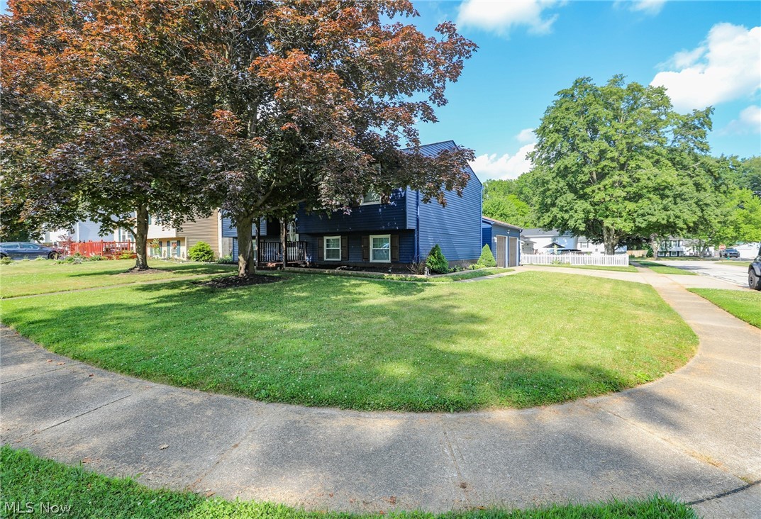1073 Sunnywood Lane Ravenna OH 44266