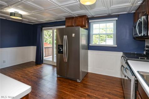 1073 Sunnywood Lane Ravenna OH 44266
