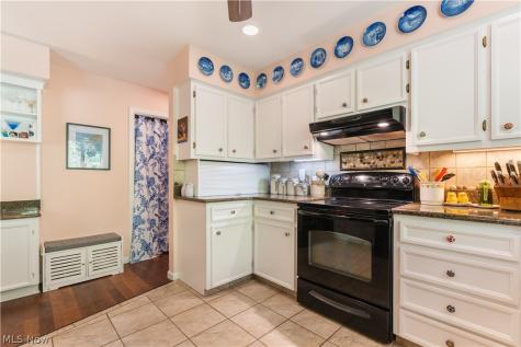 7671 W Lake Boulevard Kent OH 44240