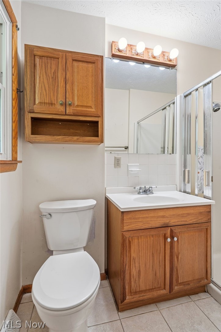 912 S Azalea Boulevard Barberton OH 44203