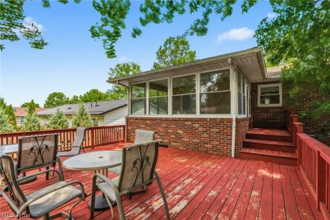 912 S Azalea Boulevard Barberton OH 44203