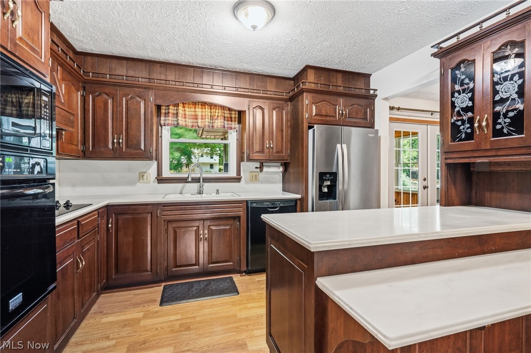 912 S Azalea Boulevard Barberton OH 44203
