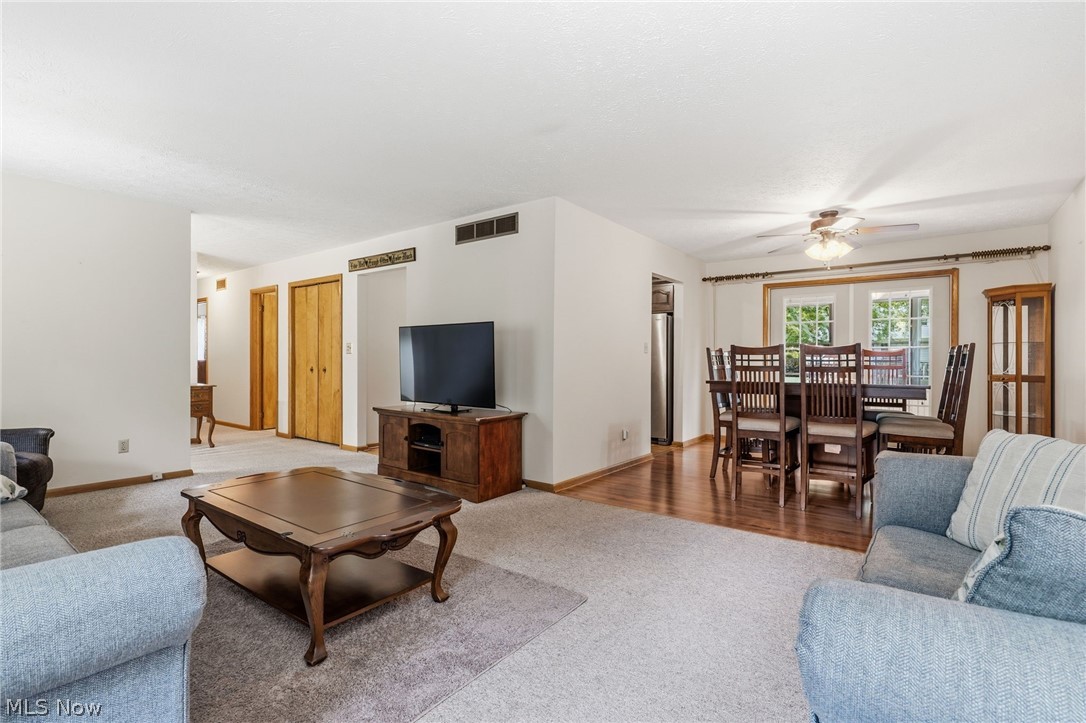 912 S Azalea Boulevard Barberton OH 44203