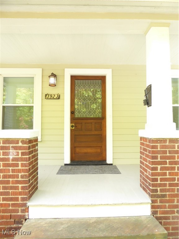 3923 Pensacola Cleveland OH 44109