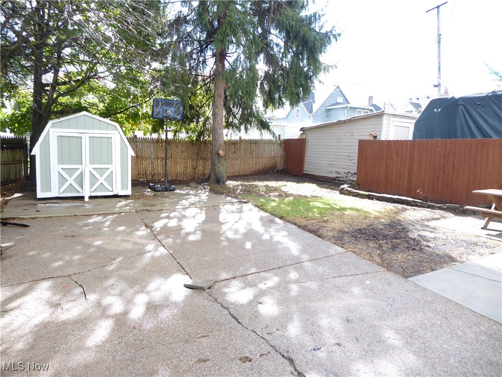 3923 Pensacola Cleveland OH 44109