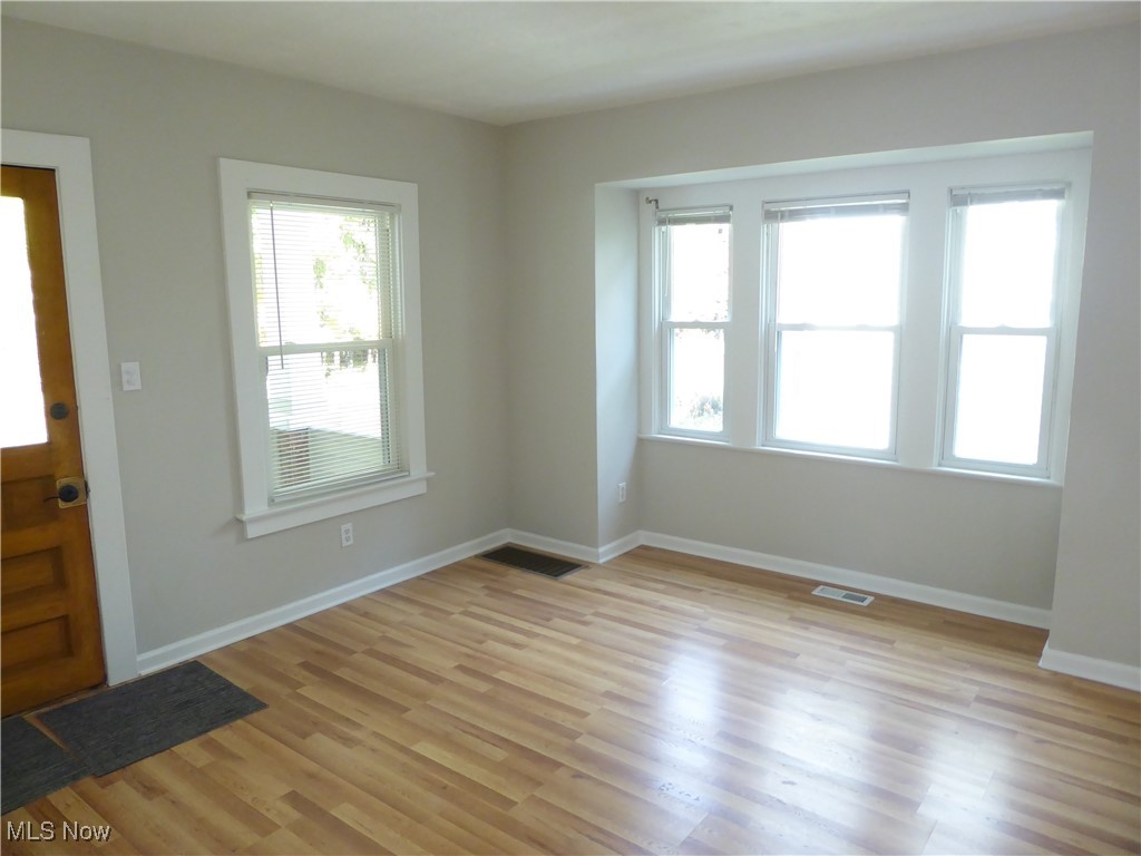 3923 Pensacola Cleveland OH 44109