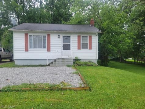 408 Newton Street Tallmadge OH 44278