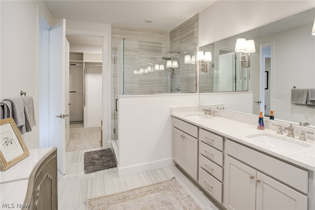 188 Cleveland Street Chagrin Falls OH 44022